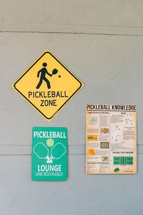 Holiday home Pickleball And Pups For Families Near Riverwalk Villa Tampa