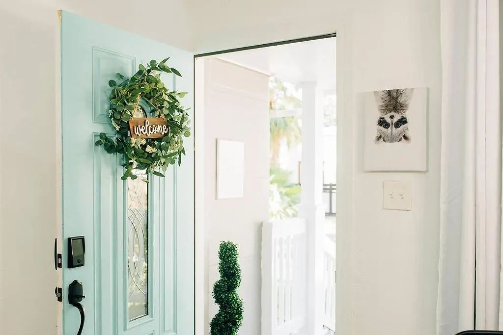 Holiday home Pickleball And Pups For Families Near Riverwalk Villa Tampa
